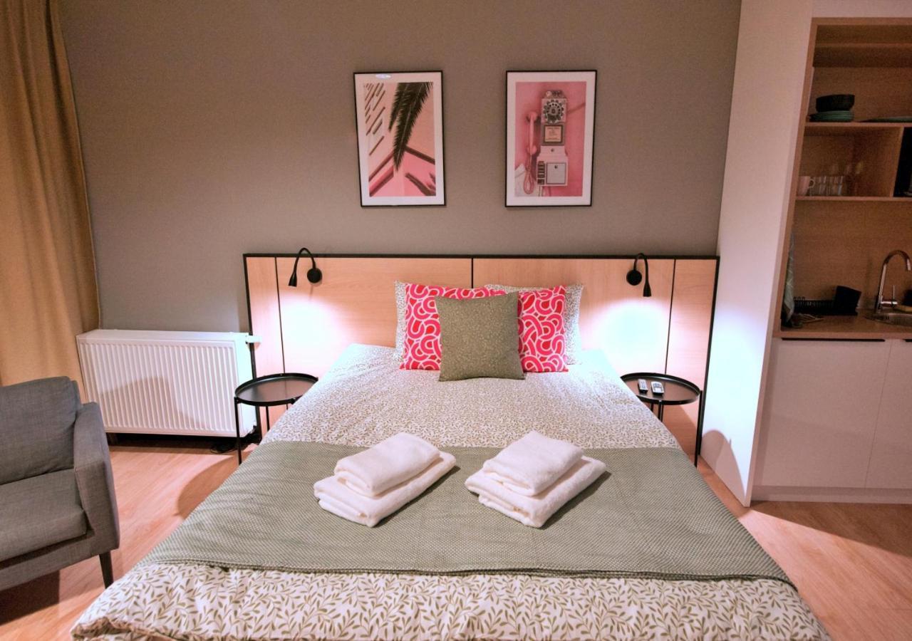Bk Aparthotel Praga - National Stadium - Comfortable Apartment For 4 People Варшава Экстерьер фото