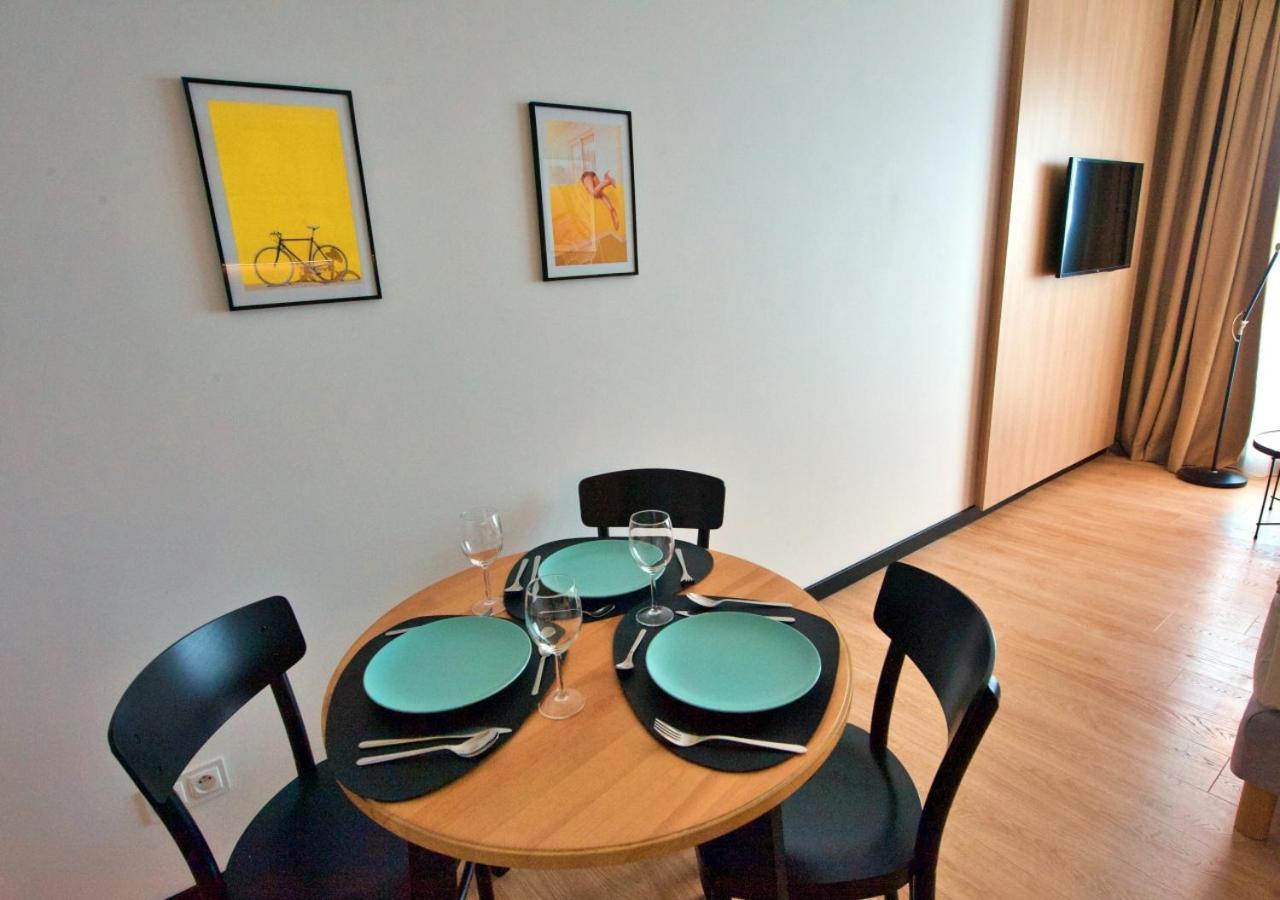 Bk Aparthotel Praga - National Stadium - Comfortable Apartment For 4 People Варшава Экстерьер фото