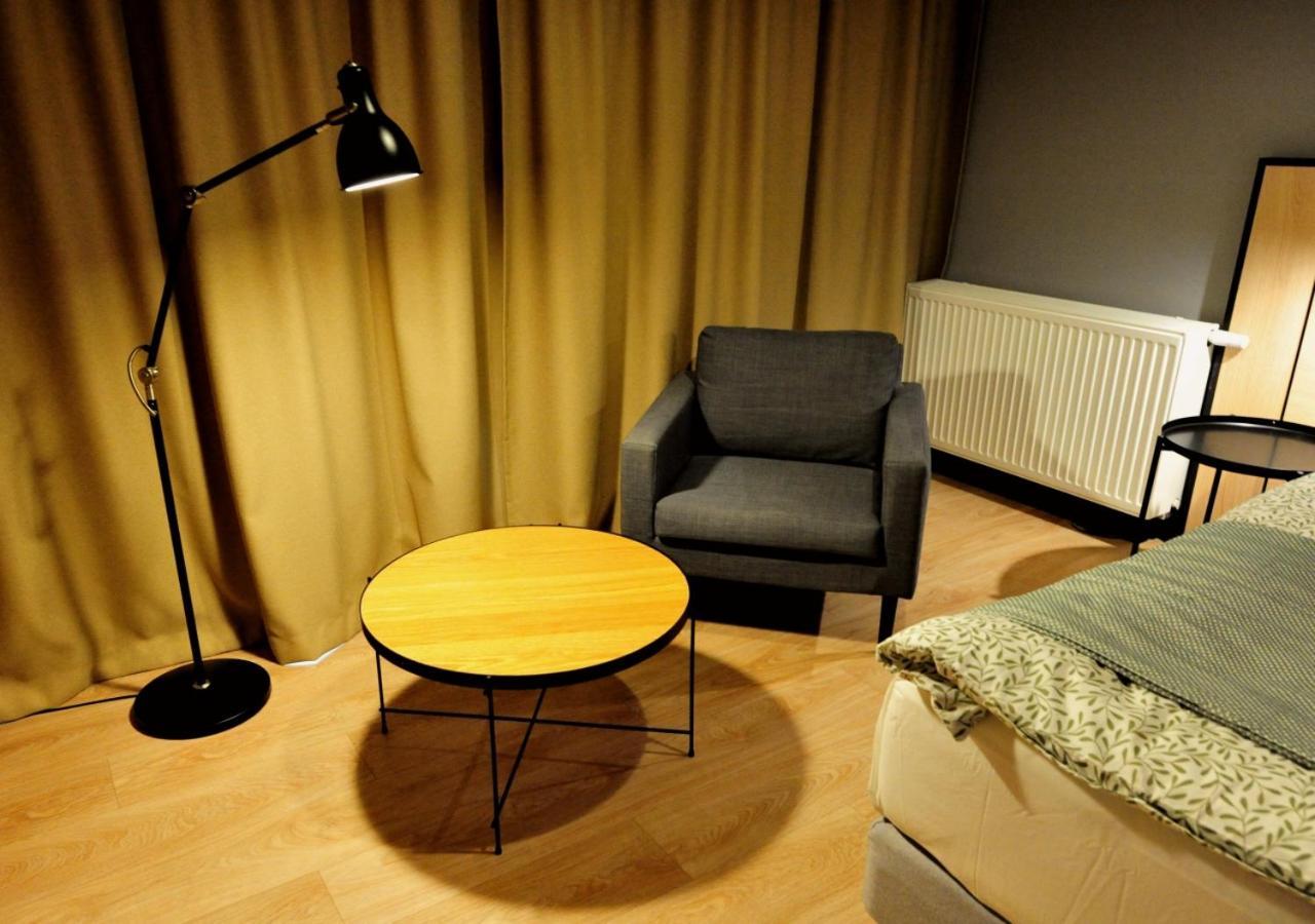 Bk Aparthotel Praga - National Stadium - Comfortable Apartment For 4 People Варшава Экстерьер фото