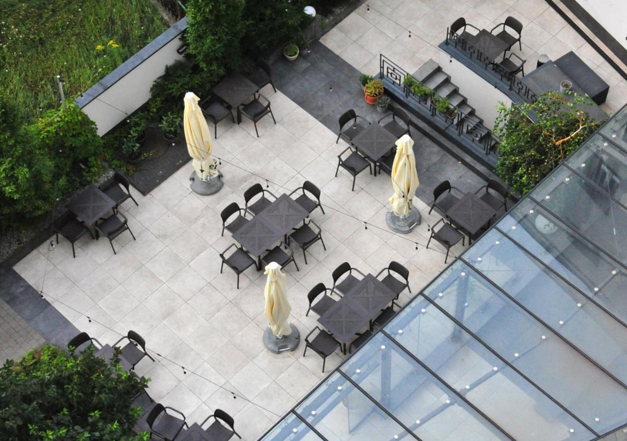 Bk Aparthotel Praga - National Stadium - Comfortable Apartment For 4 People Варшава Экстерьер фото