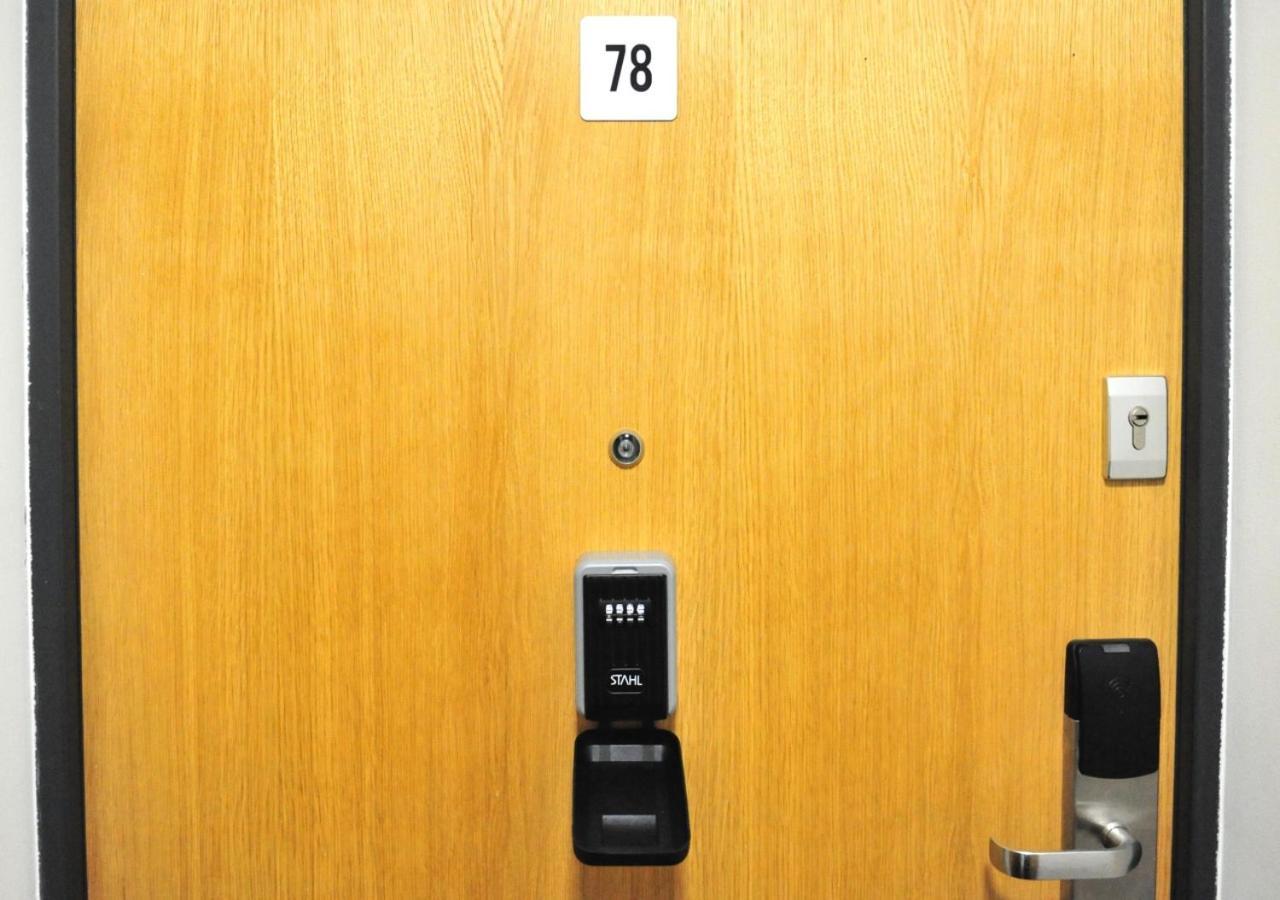 Bk Aparthotel Praga - National Stadium - Comfortable Apartment For 4 People Варшава Экстерьер фото
