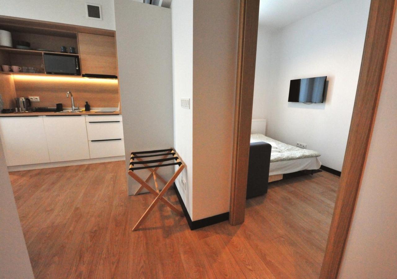 Bk Aparthotel Praga - National Stadium - Comfortable Apartment For 4 People Варшава Экстерьер фото